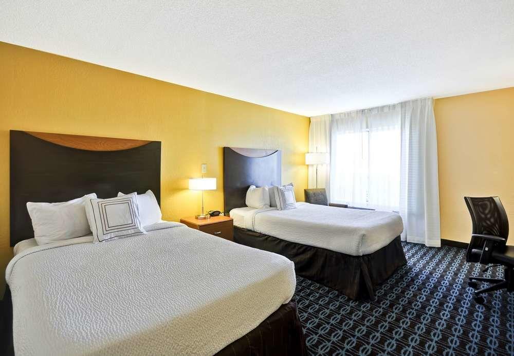 Fairfield Inn & Suites By Marriott Atlanta Vinings/Galleria Smyrna Eksteriør billede